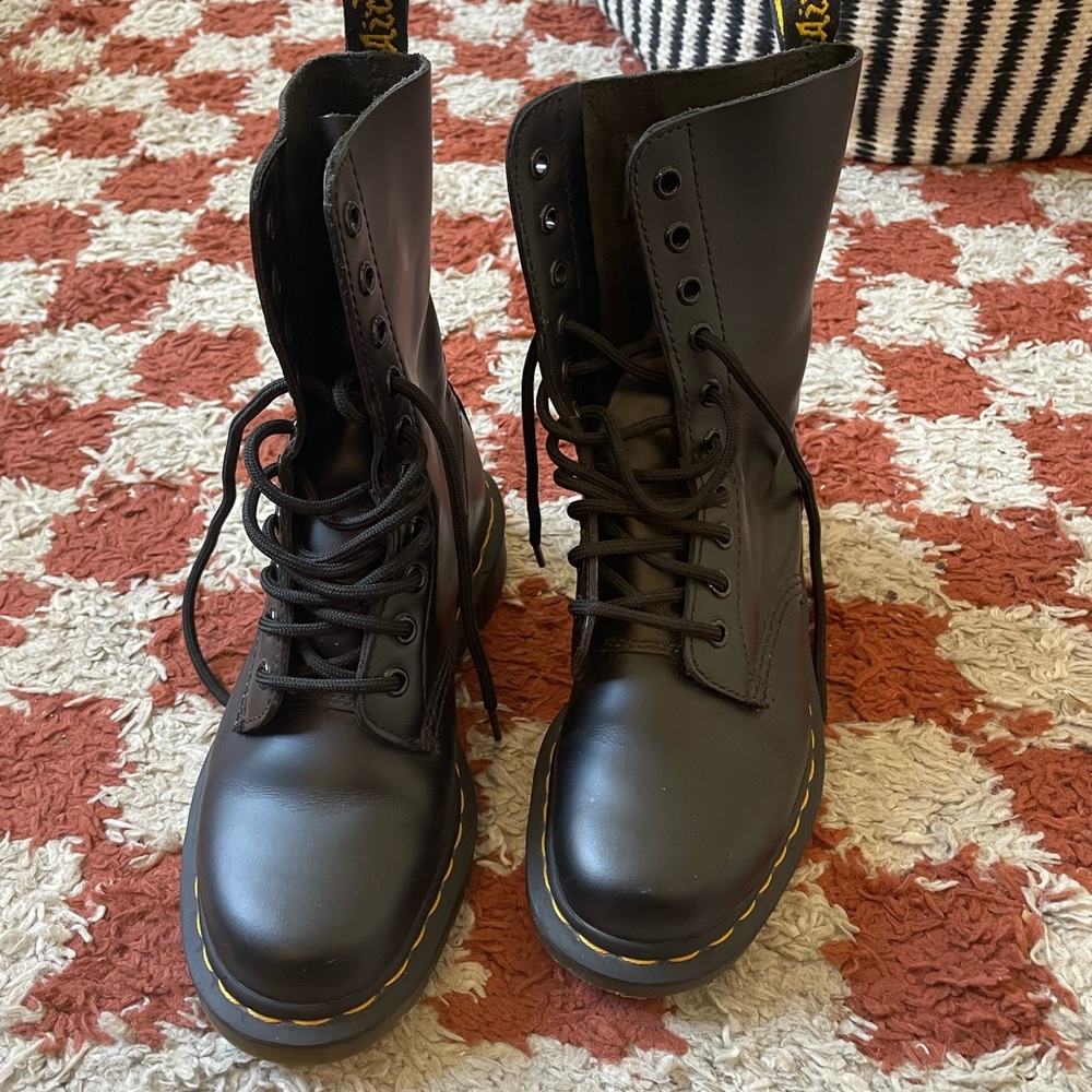 New Dr Martens Combat Boots
